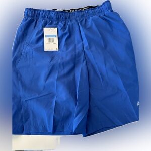 Nike men’s size medium training shorts NWT